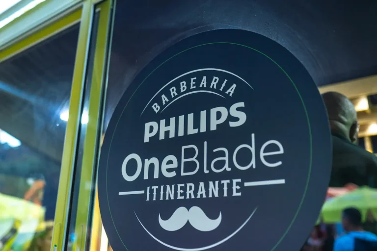 case-philips-01-min